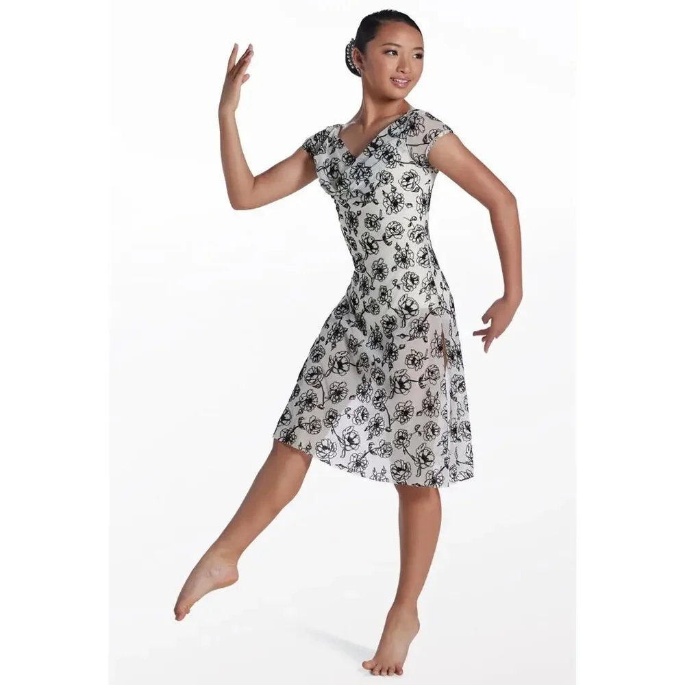 Pre-Owned Dance Costume Medium Child Ivory Weissman 16696 Lyrical Ballet Contem